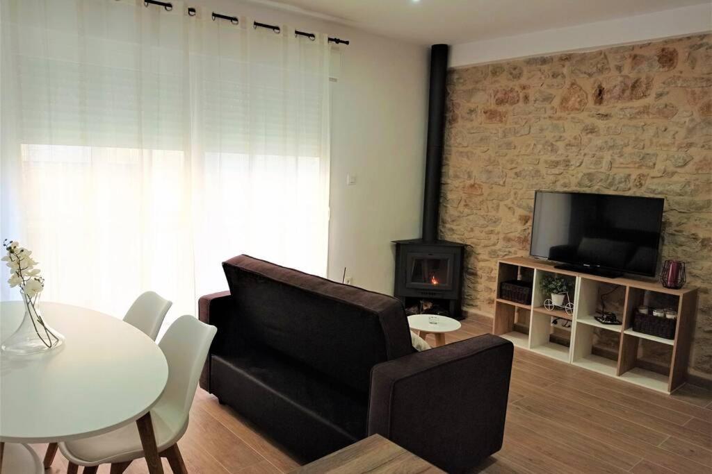 Apartamentos Xert Escapadas En Castellon Cerca De Morella Y Peniscola Chert Sant Mateu Esterno foto