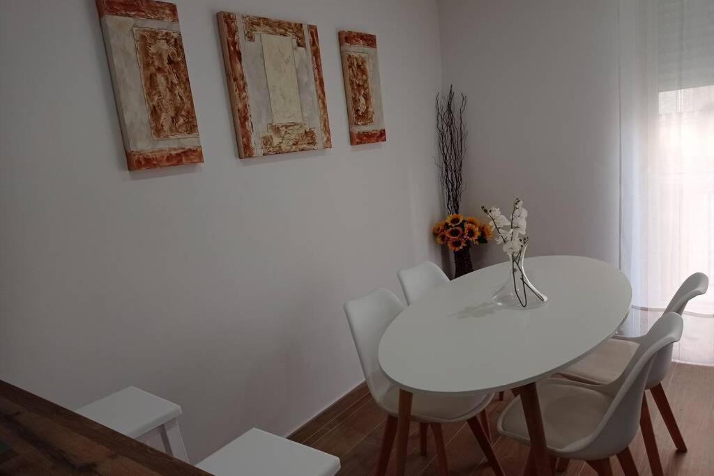 Apartamentos Xert Escapadas En Castellon Cerca De Morella Y Peniscola Chert Sant Mateu Esterno foto