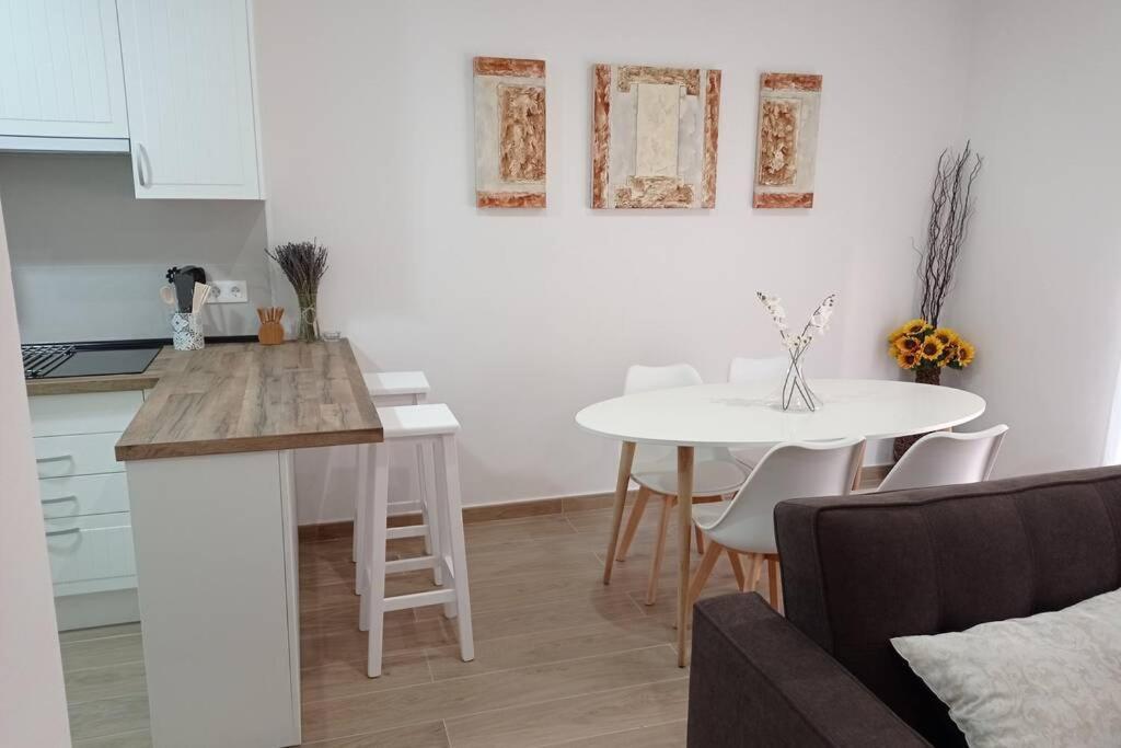 Apartamentos Xert Escapadas En Castellon Cerca De Morella Y Peniscola Chert Sant Mateu Esterno foto