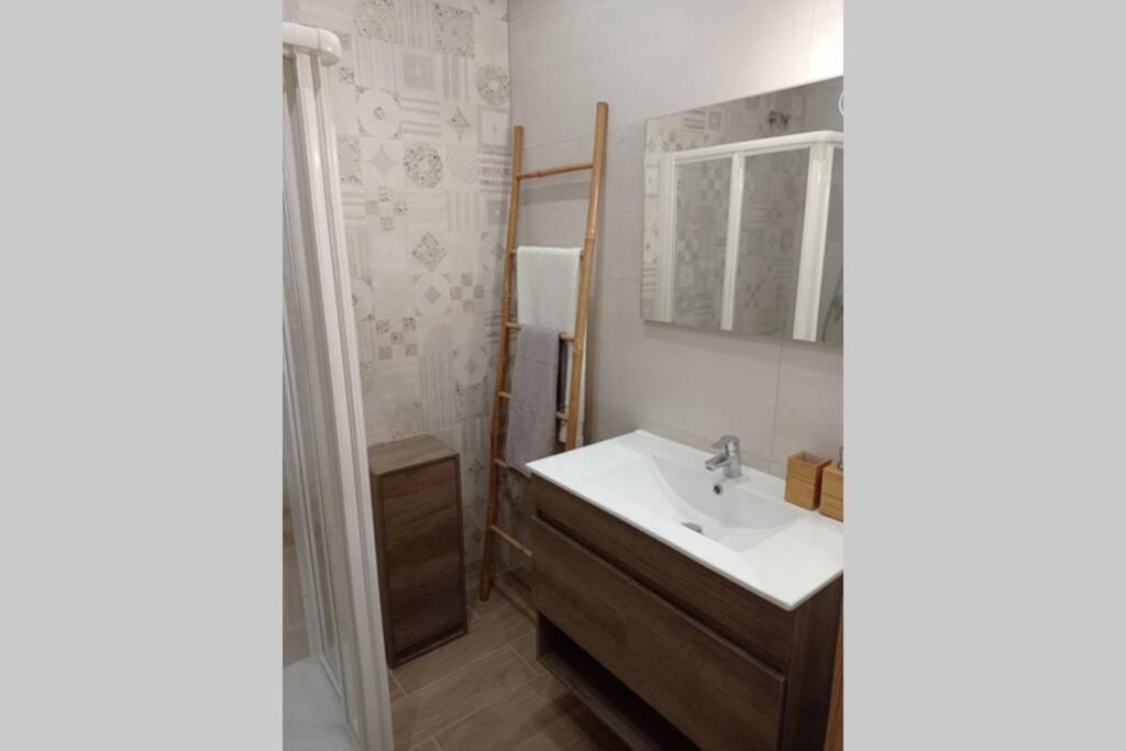 Apartamentos Xert Escapadas En Castellon Cerca De Morella Y Peniscola Chert Sant Mateu Esterno foto