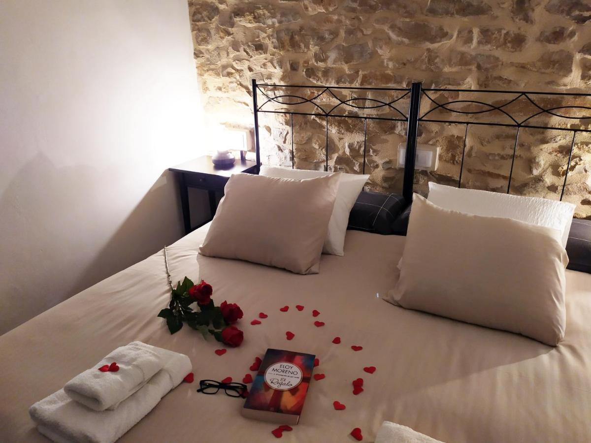 Apartamentos Xert Escapadas En Castellon Cerca De Morella Y Peniscola Chert Sant Mateu Esterno foto